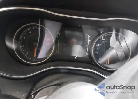 2019 Jeep Cherokee Latitude Fwd z USA, uszkodzony, nr VIN 1C4PJLCBXKD263781